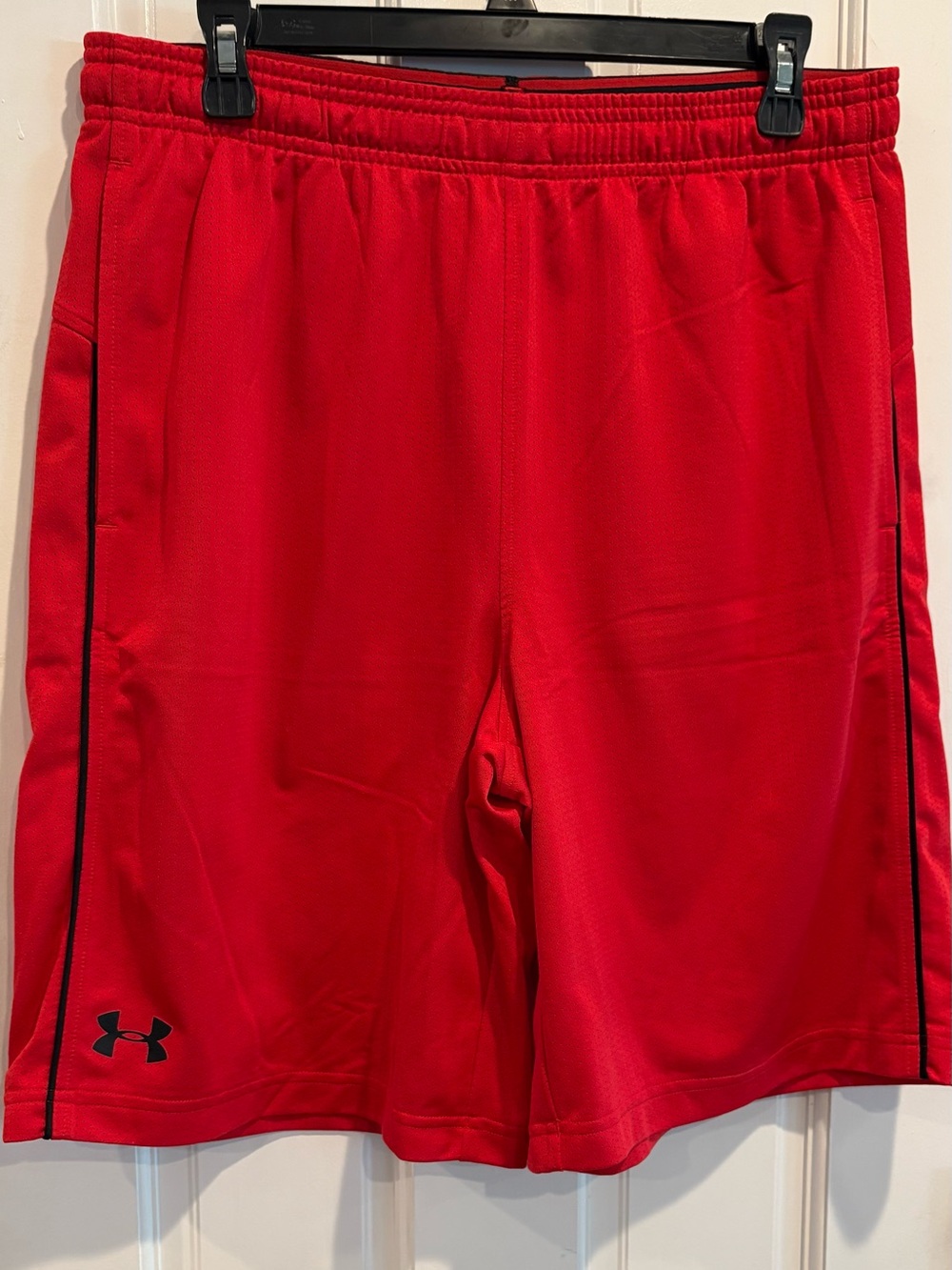Men’s Under Armour Red Athletic Shorts with Black Trim. Size L